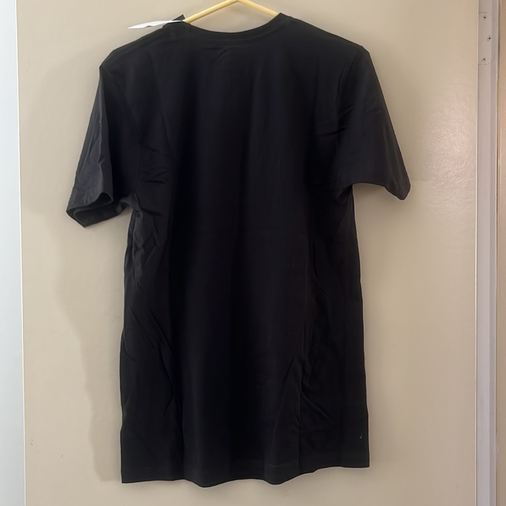 nwt demon slayer graphic tee - Picture 4 of 4